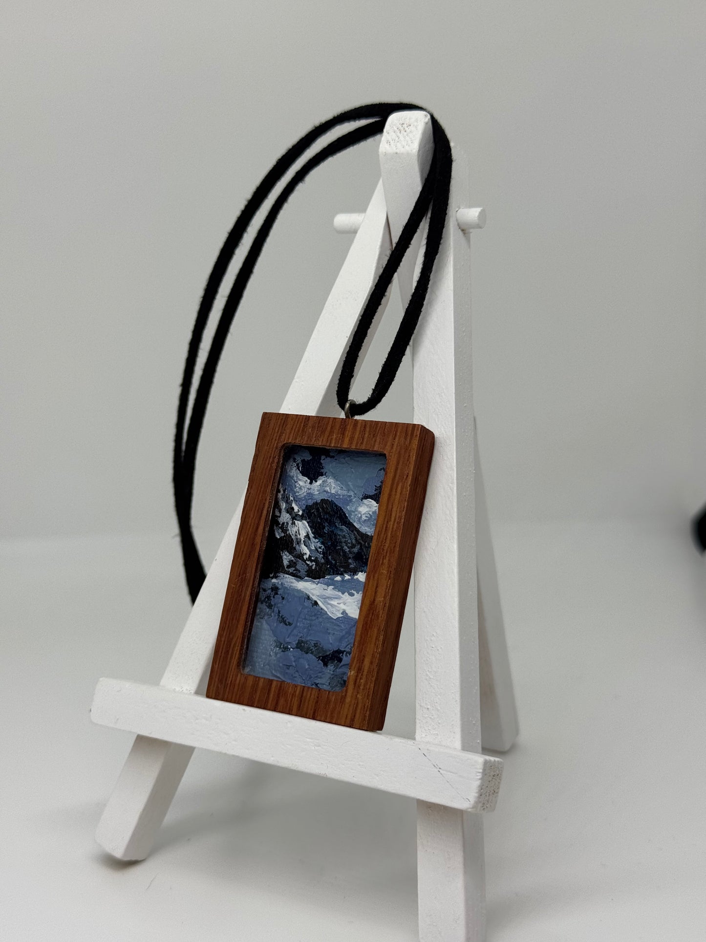 Wood Pendant Series / Carpathian - 2.074